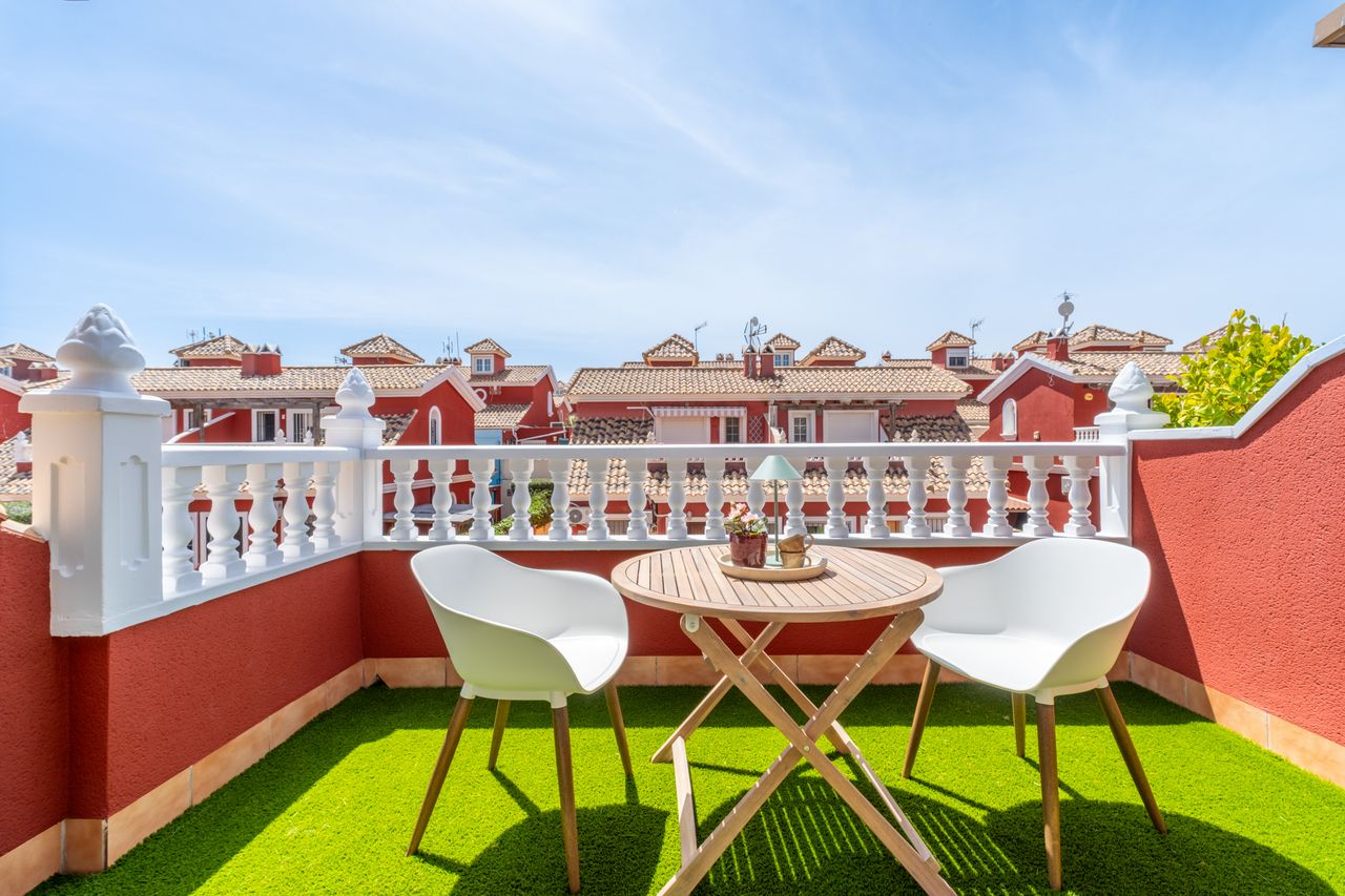 3-Bedroom House in Villamartin, Orihuela Costa - Image 4