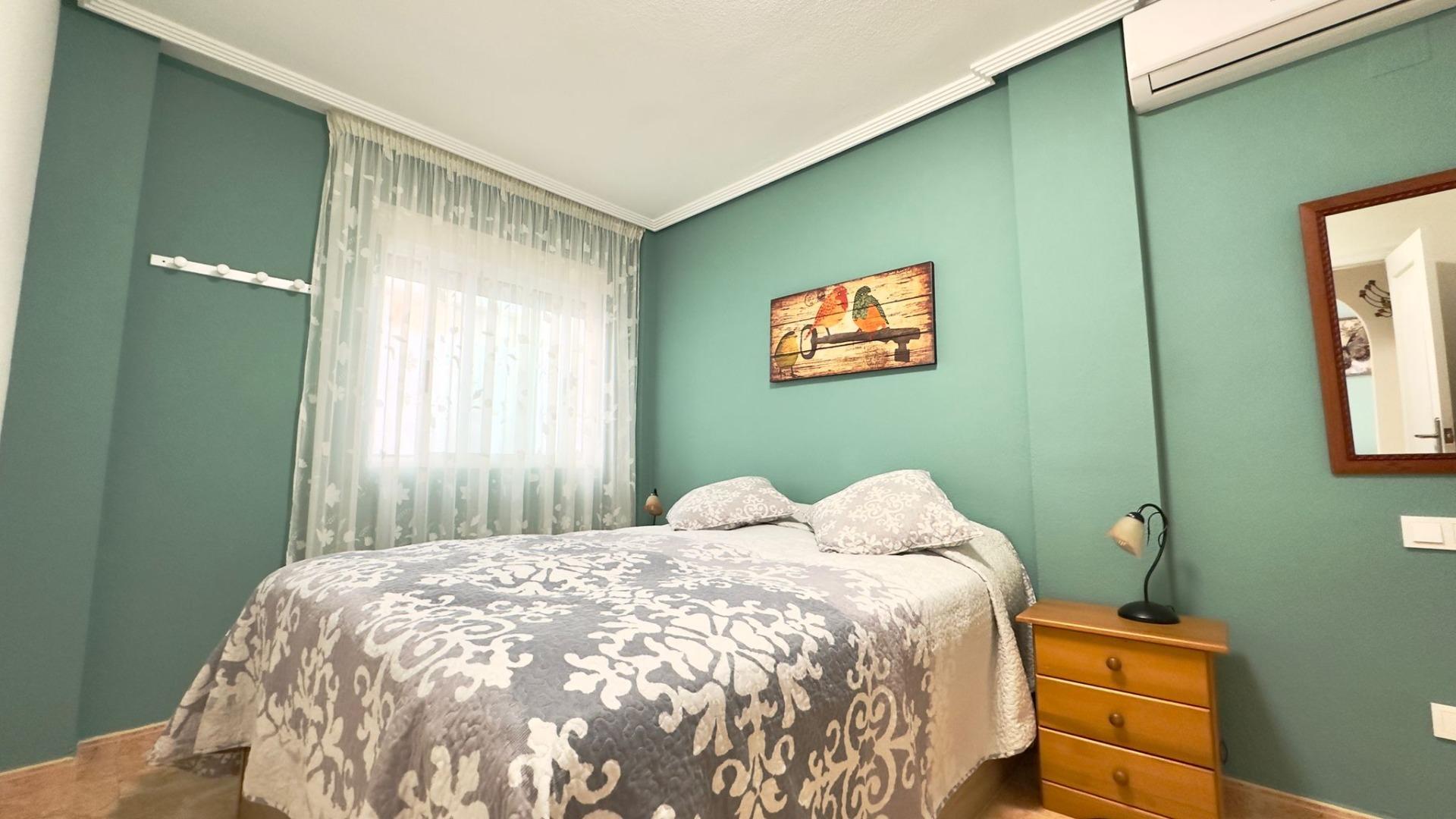 2-Zimmer Bungalow in Torrevieja - Image 12