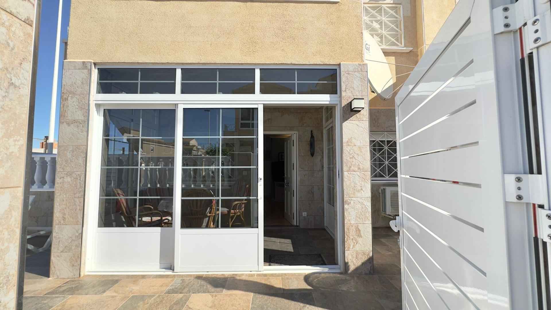 2-Zimmer Bungalow in Torrevieja - Image 29