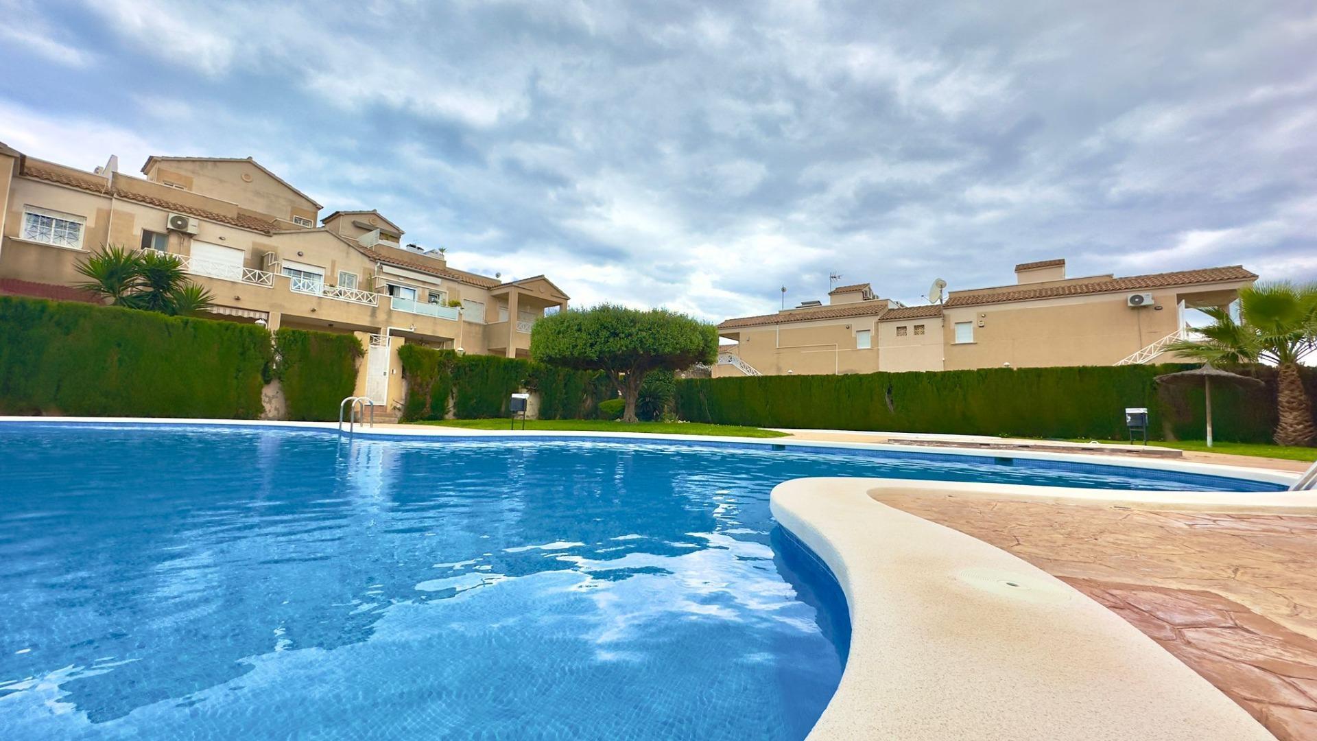 2-Zimmer Bungalow in Torrevieja - Image 36