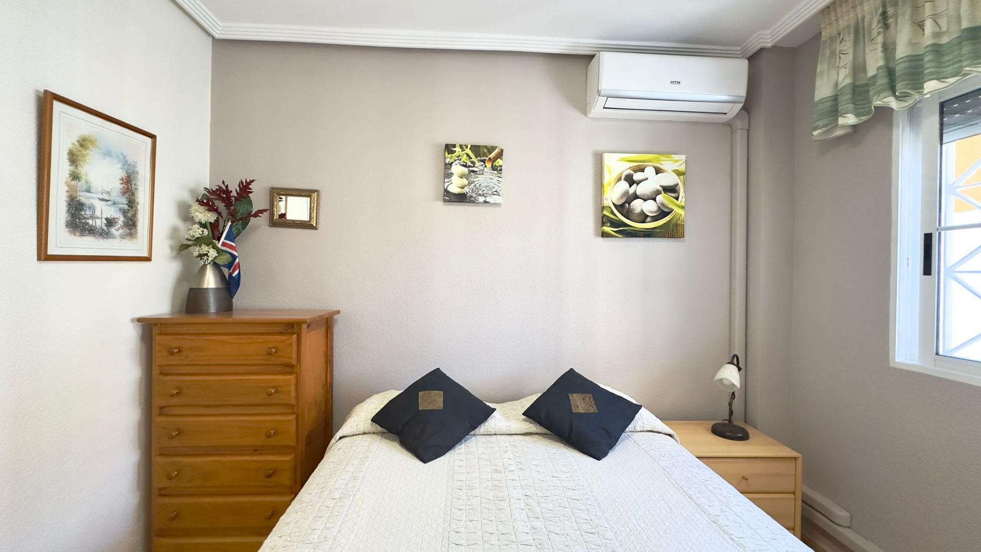 2-Zimmer Bungalow in Torrevieja - Image 5