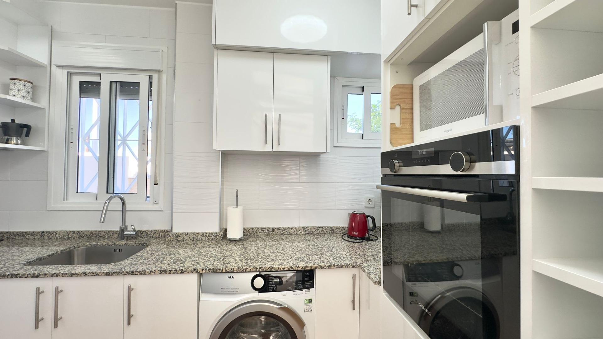 2-Zimmer Bungalow in Torrevieja - Image 9