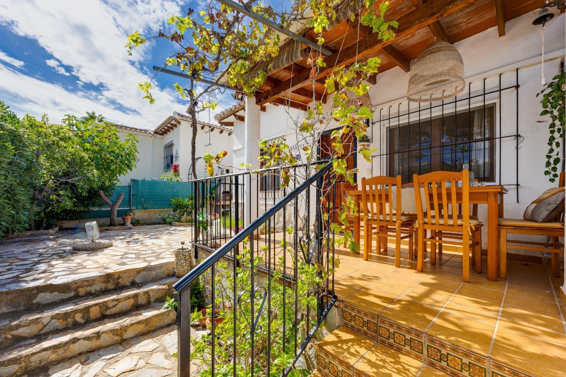 2-Bedroom Bungalow in Los Balcones, Torrevieja - Image 35