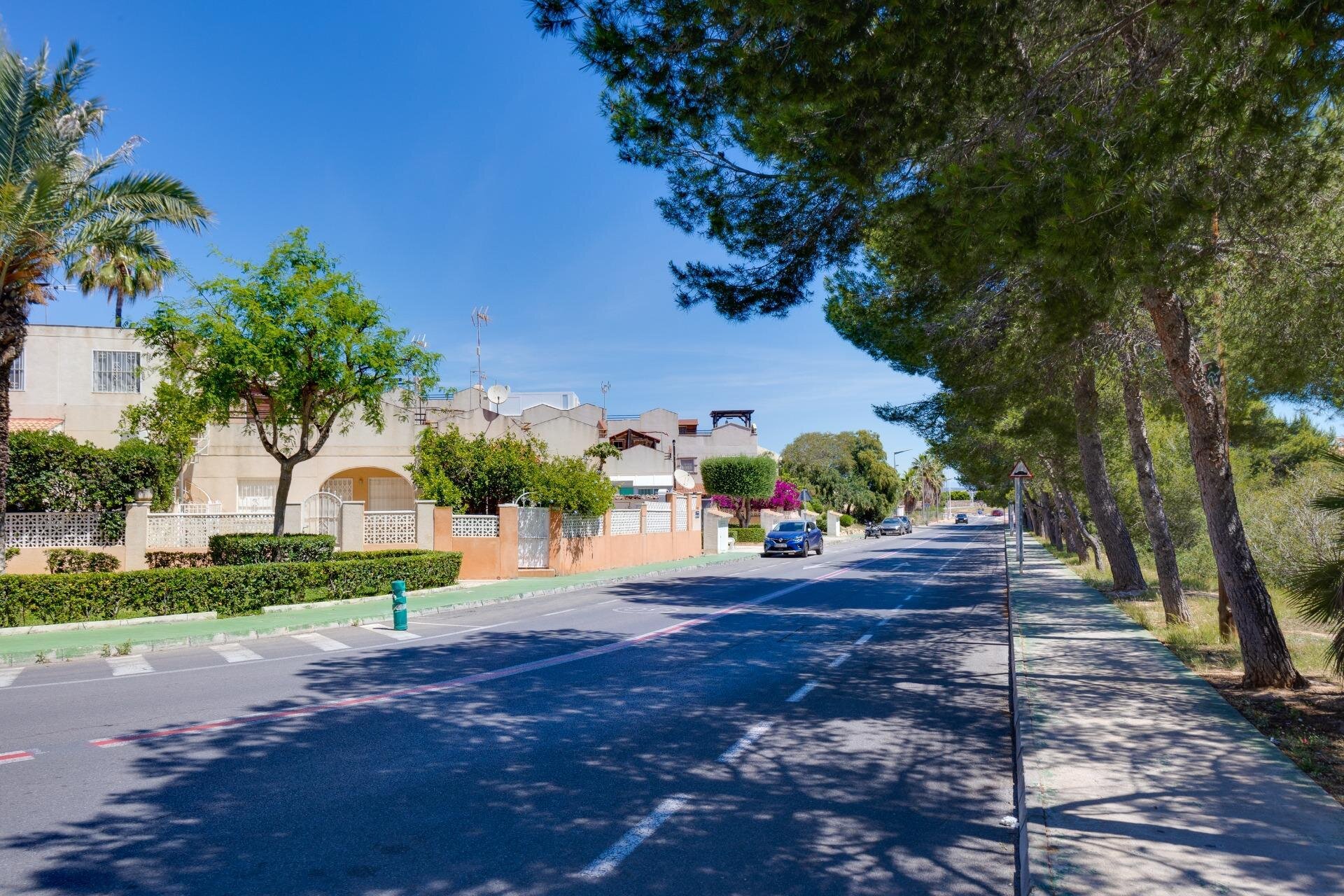 2-Bedroom Bungalow in Los Balcones, Torrevieja - Image 44