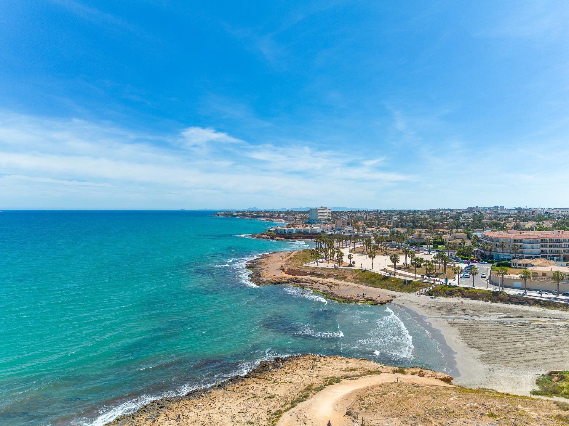 2-Bedroom Bungalow in Los Balcones, Torrevieja - Image 48