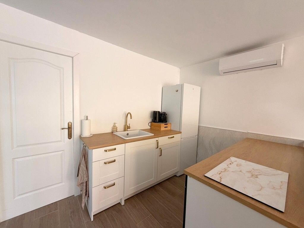 4-Bedroom Villa in Costa Blanca Sur, Algorfa - Image 13