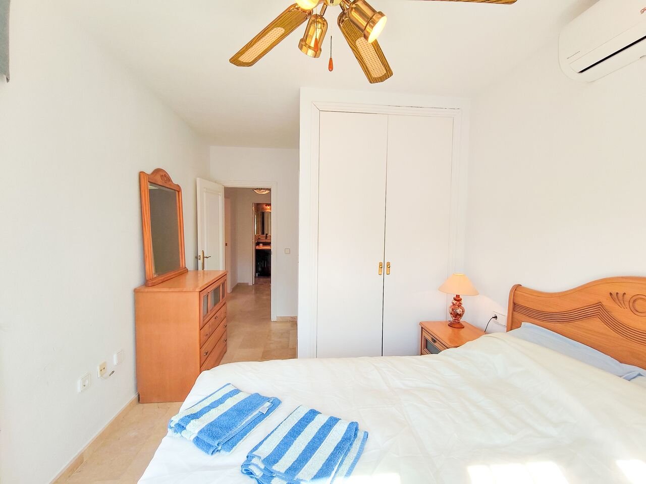 3-Bedroom Villa in Villamartín-las Filipinas, Orihuela Costa - Image 15