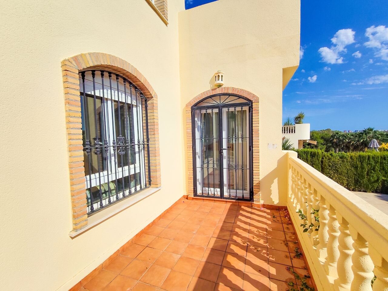 3-Bedroom Villa in Villamartín-las Filipinas, Orihuela Costa - Image 26