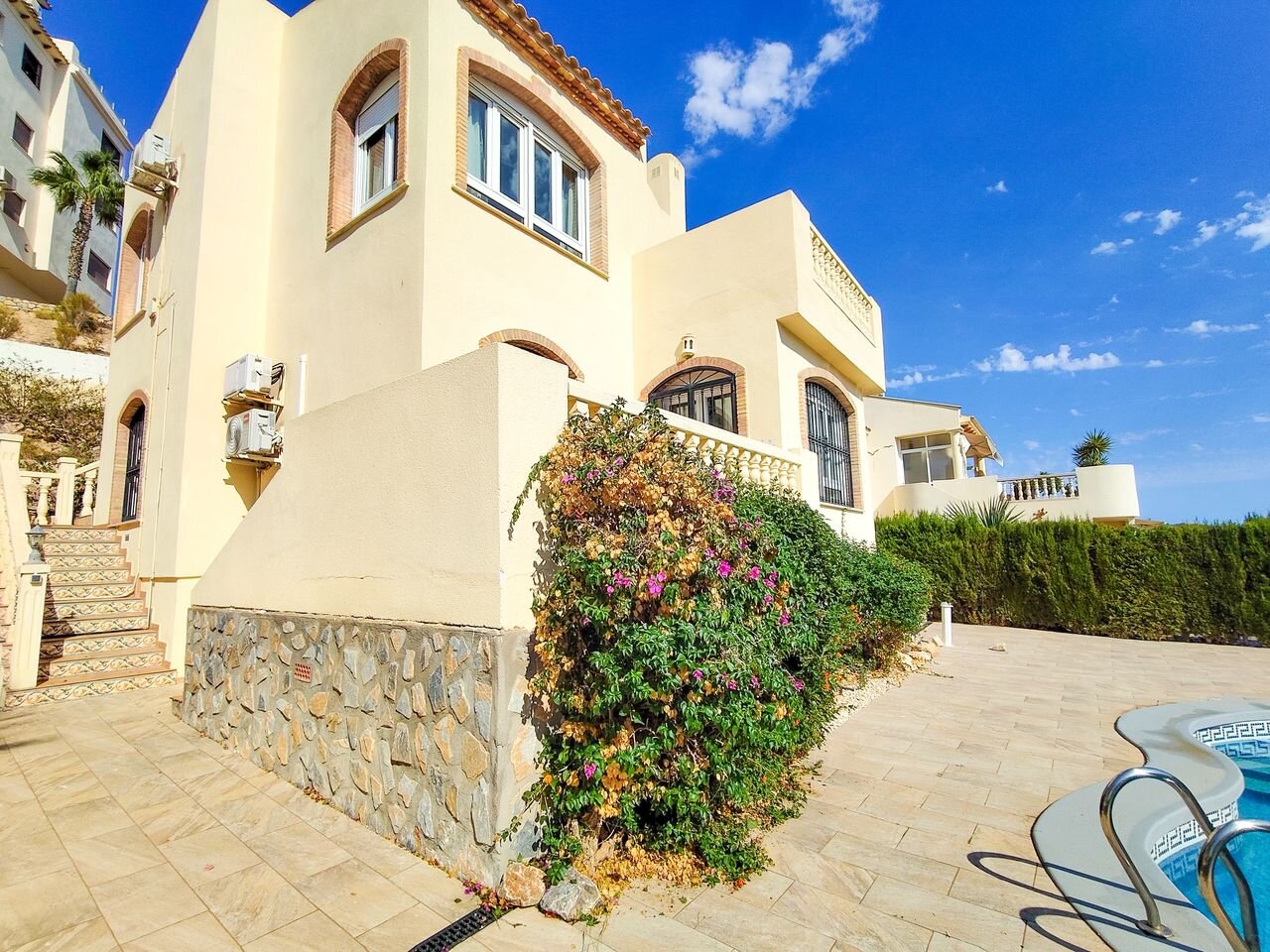 3-Bedroom Villa in Villamartín-las Filipinas, Orihuela Costa - Image 31