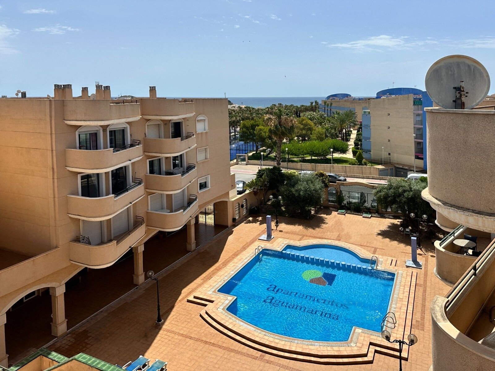 2-Bedroom Apartment in Lomas de Cabo Roig, Orihuela Costa - Image 1