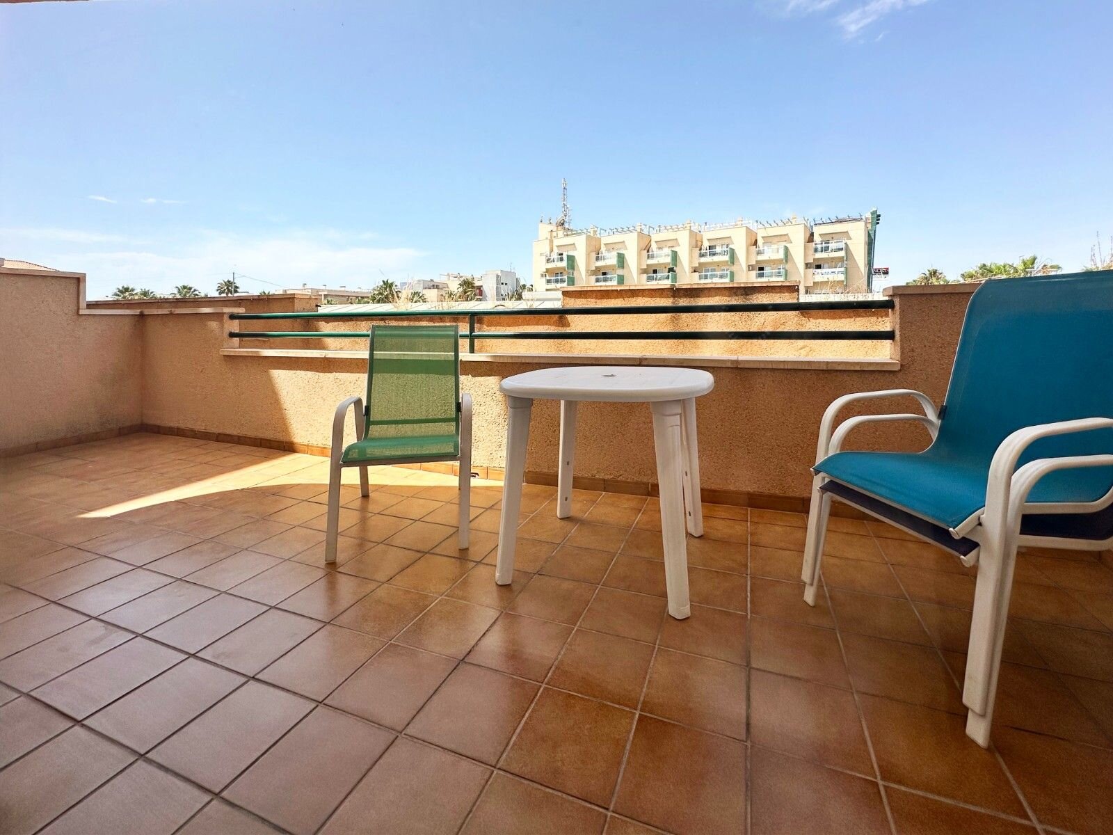 2-Bedroom Apartment in Lomas de Cabo Roig, Orihuela Costa - Image 9