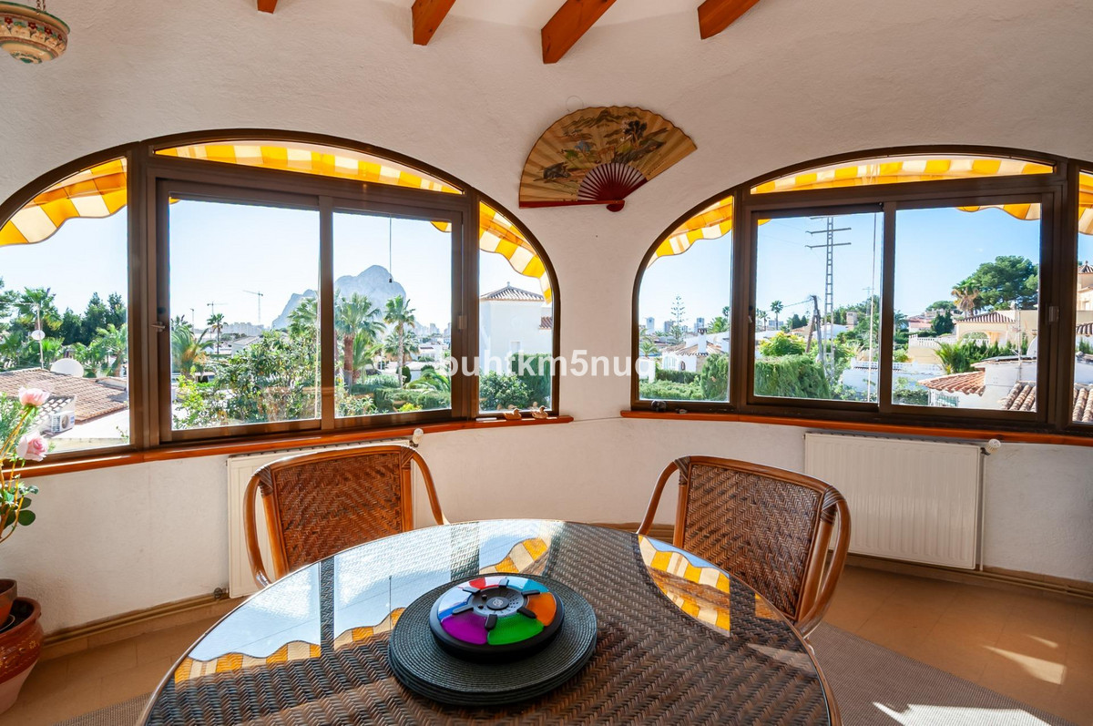 3-Bedroom Detached House in  Calpe | Sunny Casas - Costa ... - Image 2