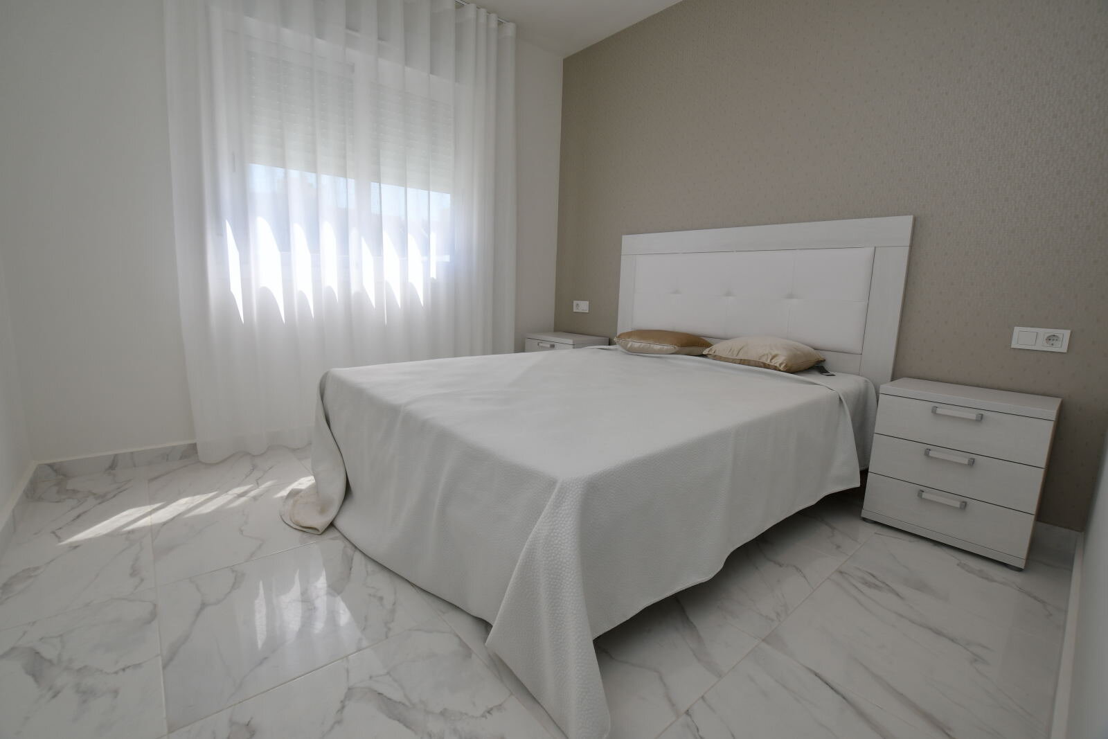 2-Zimmer Bungalow in San Miguel de Salinas - Image 9