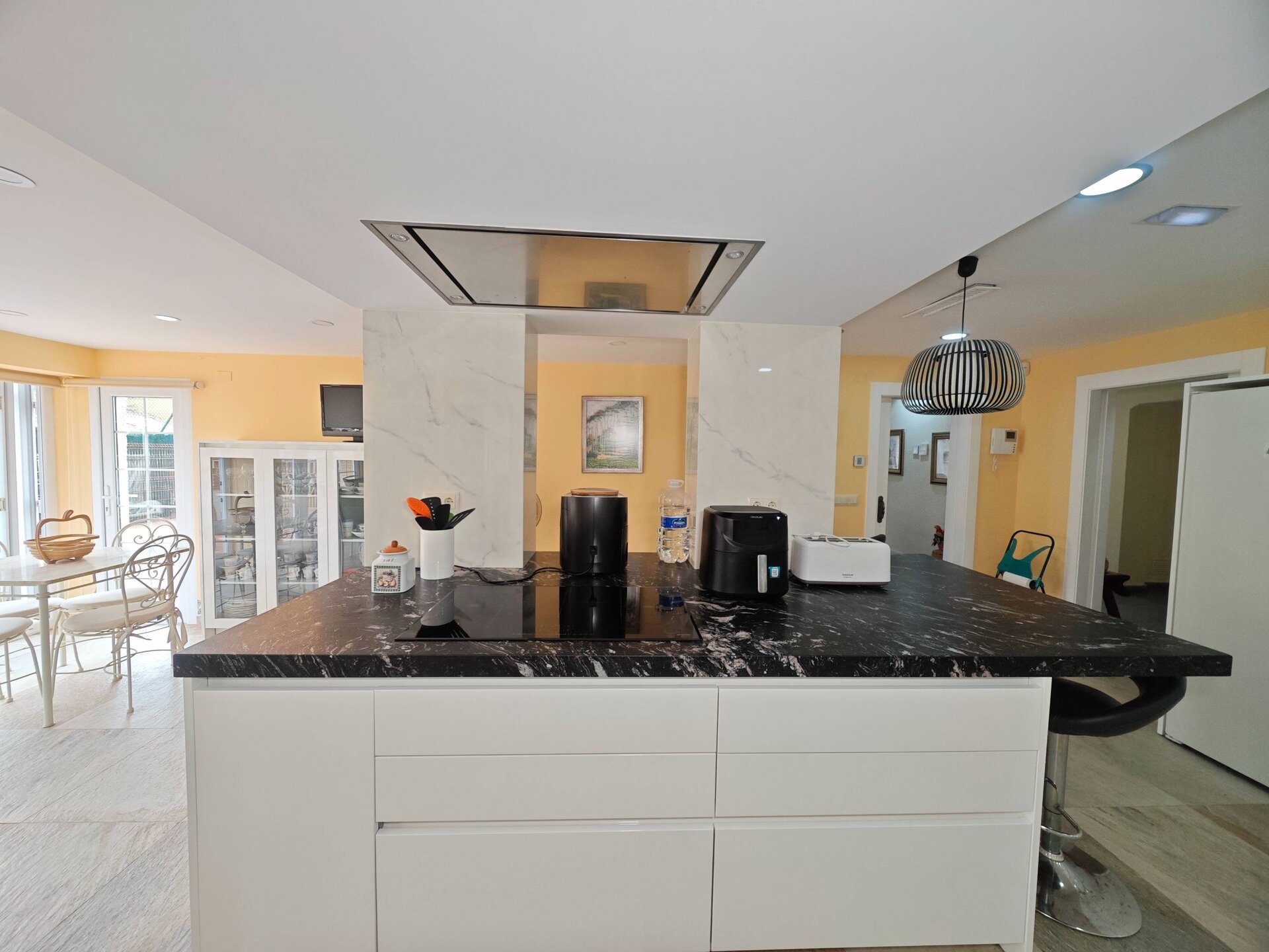 7-Bedroom Luxury Villa in Cabo Roig - Image 11