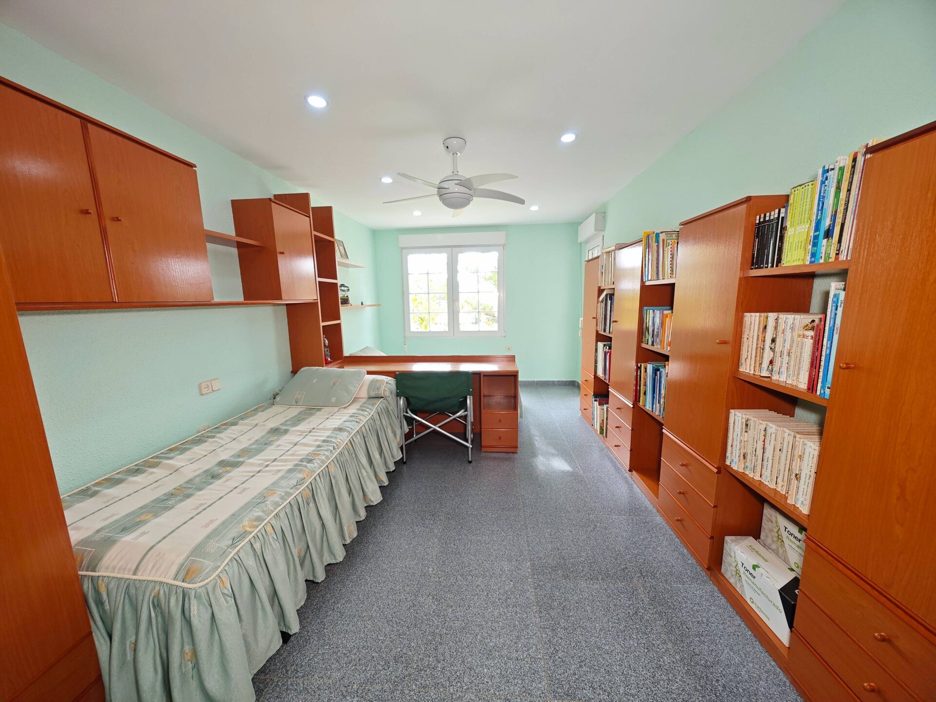 7-Bedroom Luxury Villa in Cabo Roig - Image 18