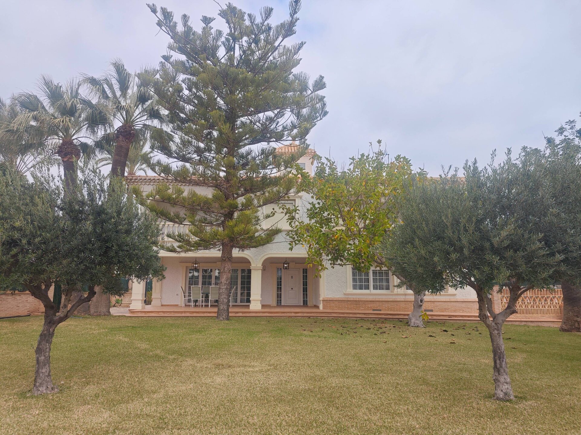 7-Bedroom Luxury Villa in Cabo Roig - Image 29