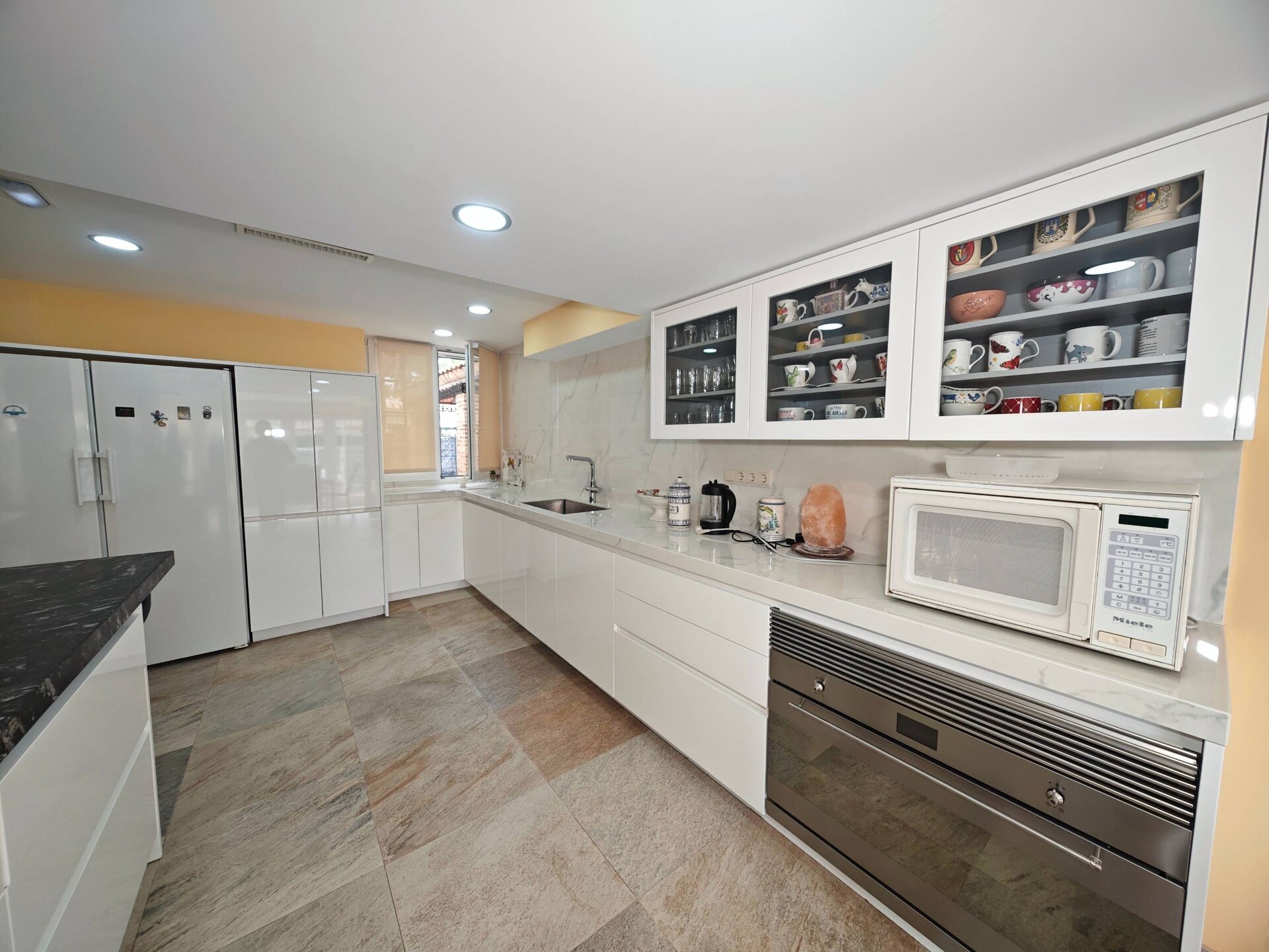 7-Bedroom Luxury Villa in Cabo Roig - Image 8