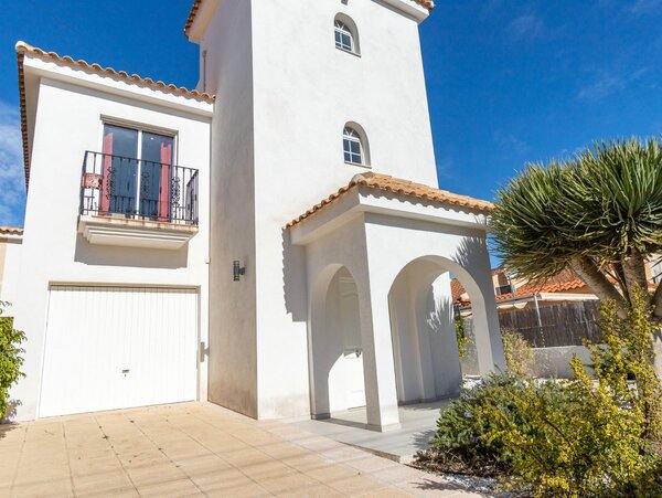 Villa de 4 Chambres à La Siesta, Torrevieja