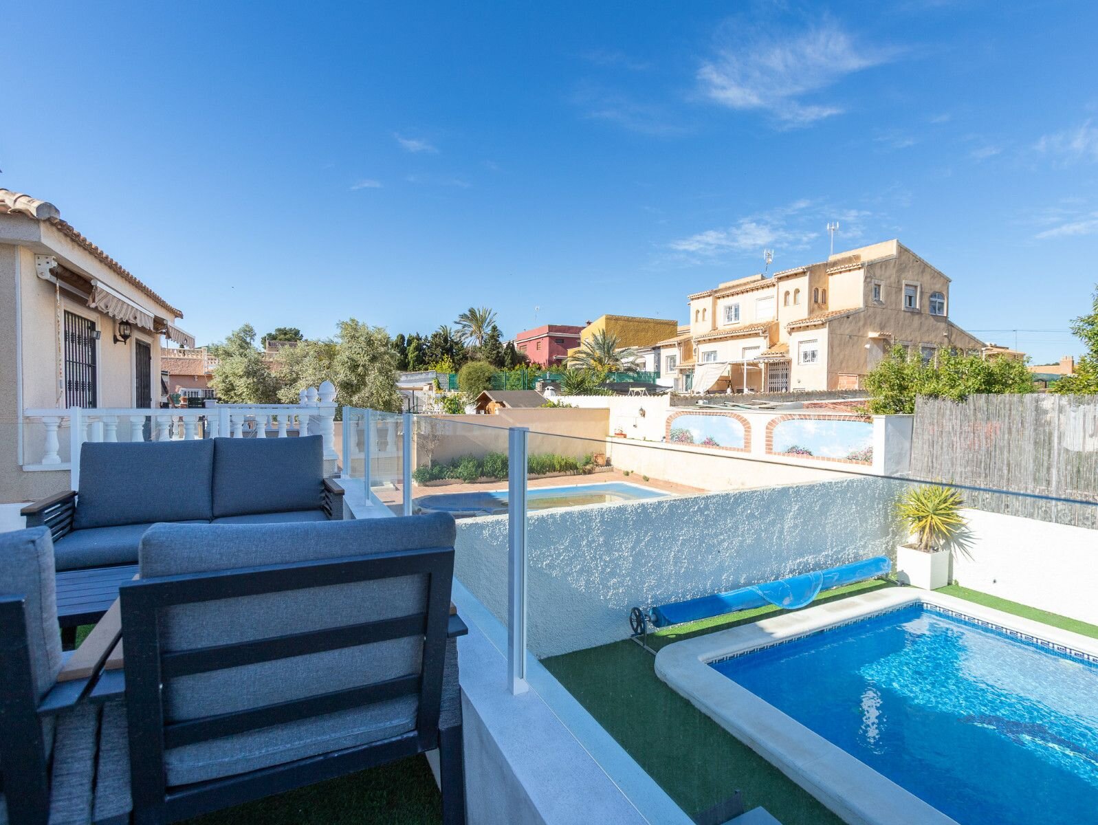 4-Bedroom Villa in La Siesta, Torrevieja - Image 42