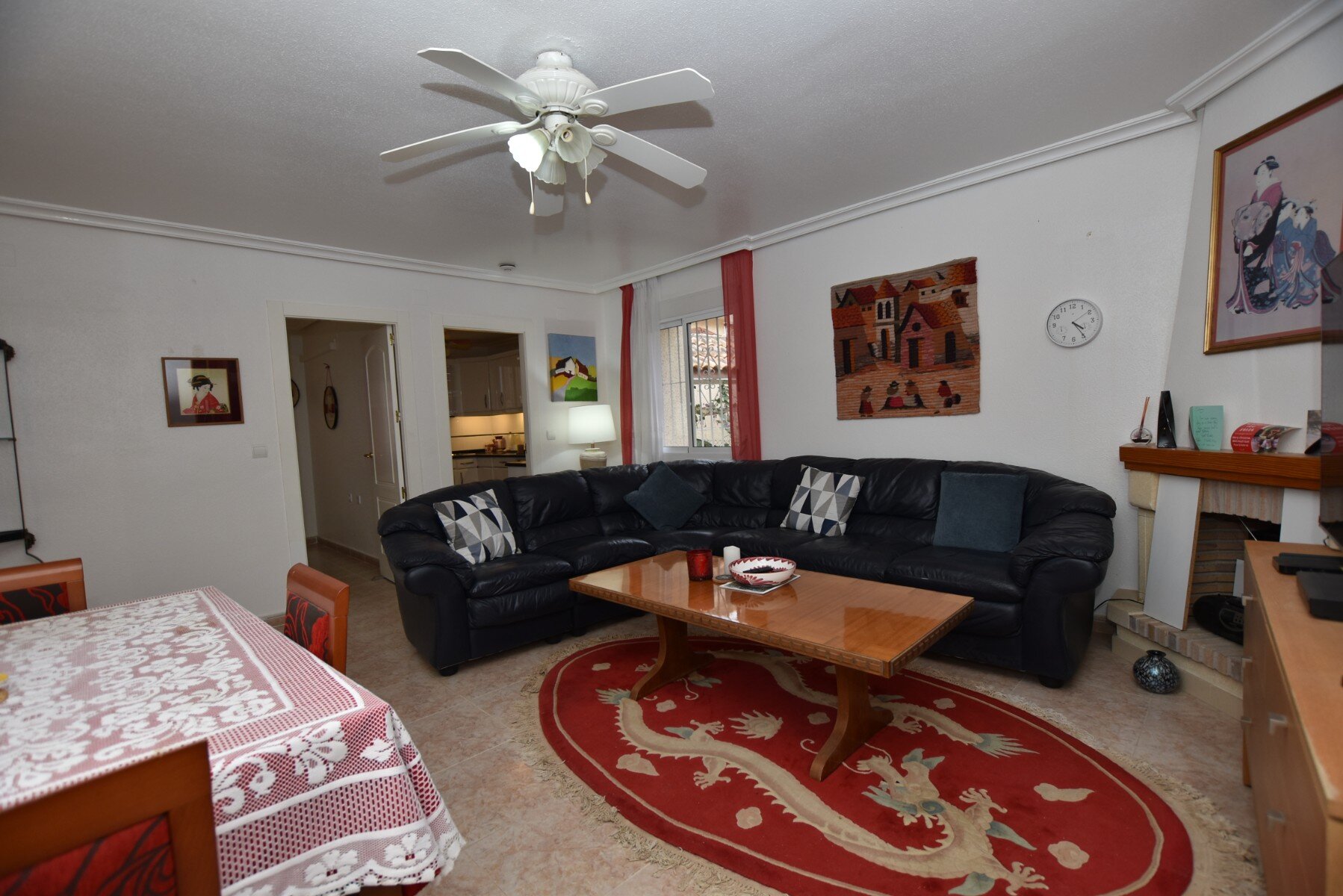 3-Bedroom Villa in Comunidad Valenciana, Algorfa - Image 11