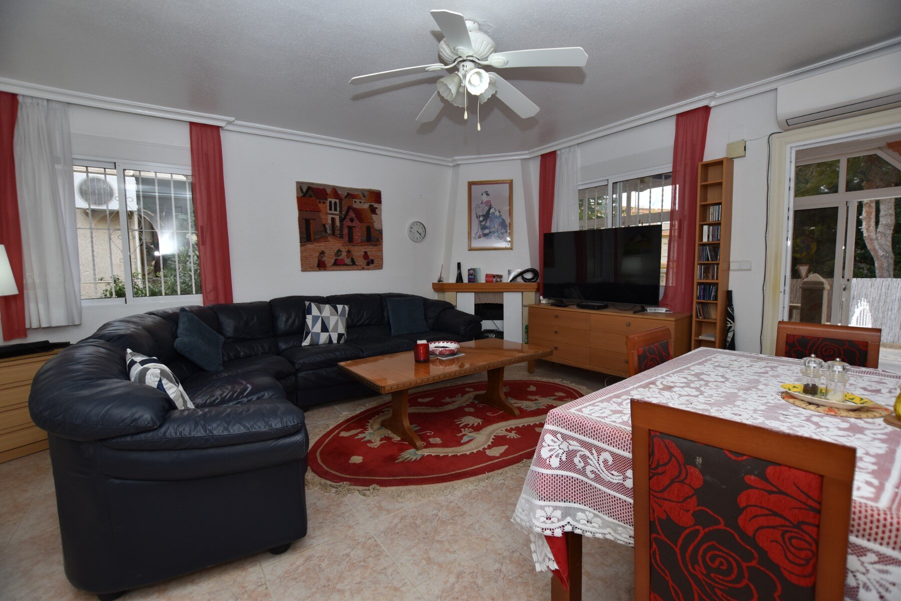 3-Bedroom Villa in Comunidad Valenciana, Algorfa - Image 21