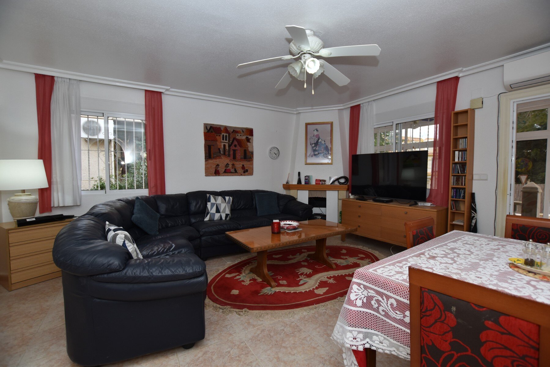 3-Bedroom Villa in Comunidad Valenciana, Algorfa - Image 22