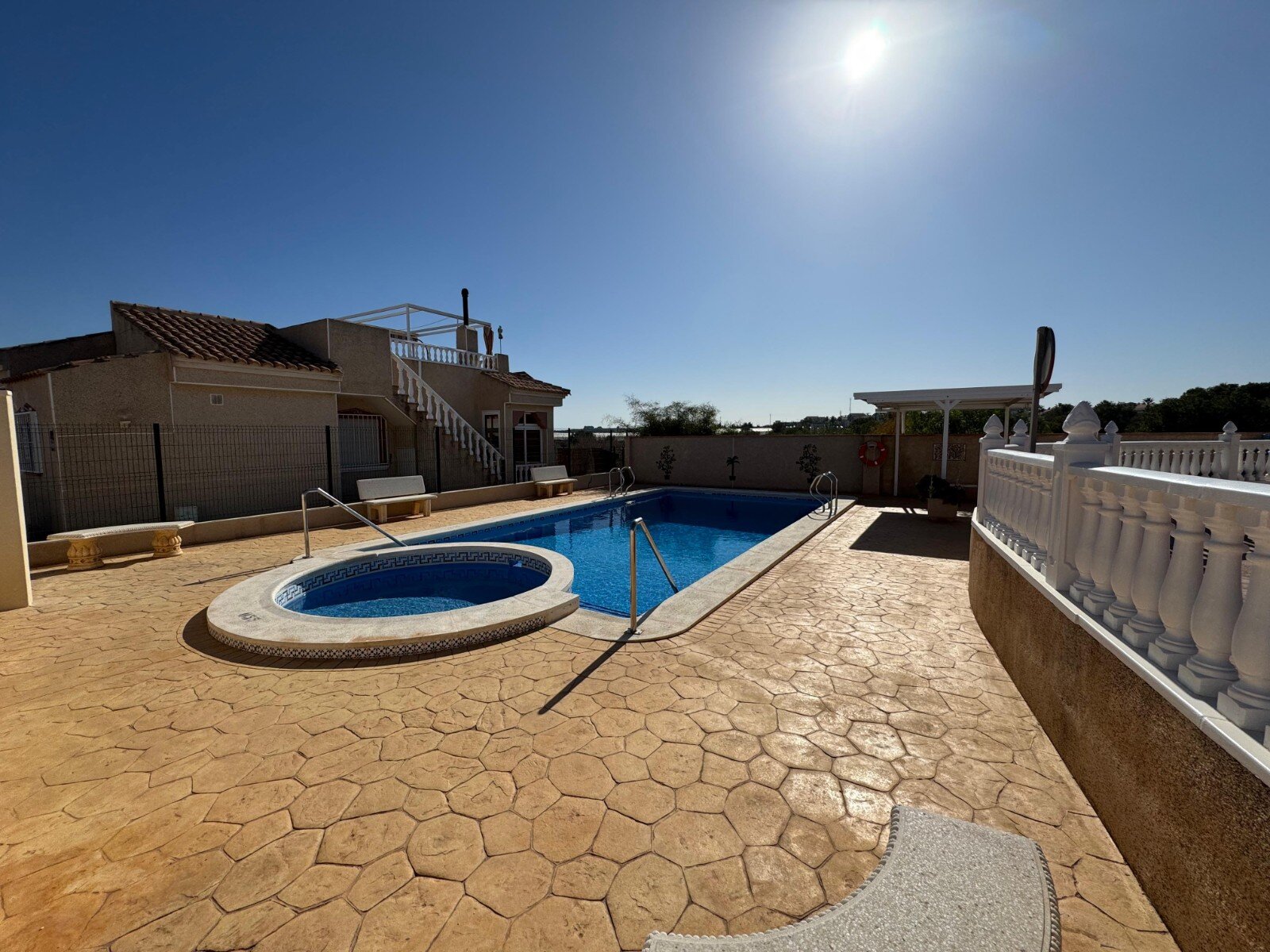 3-Bedroom Villa in Comunidad Valenciana, Algorfa - Image 31