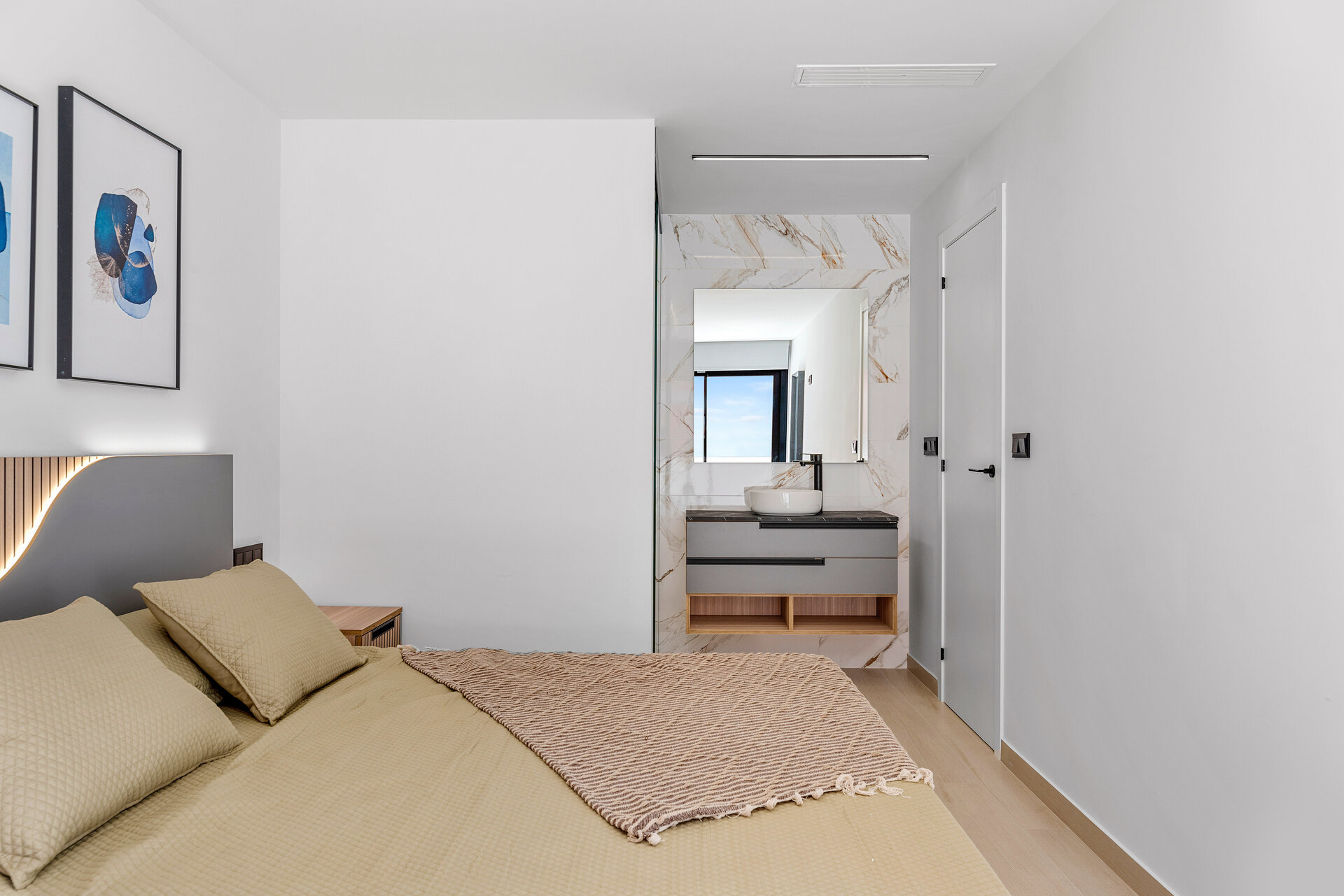 3-Bedroom Penthouse Apartment in Guardamar del Segura - Image 6