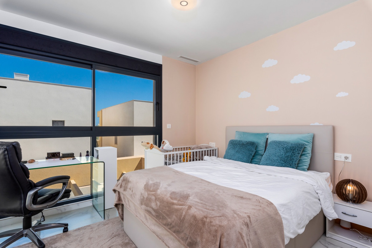 3-Bedroom Detached House in  Los Montesinos | Sunny Casas... - Image 25