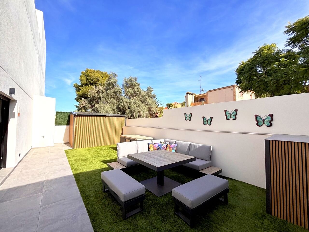 2-Bedroom Villa in Villamartin, Orihuela Costa - Image 10