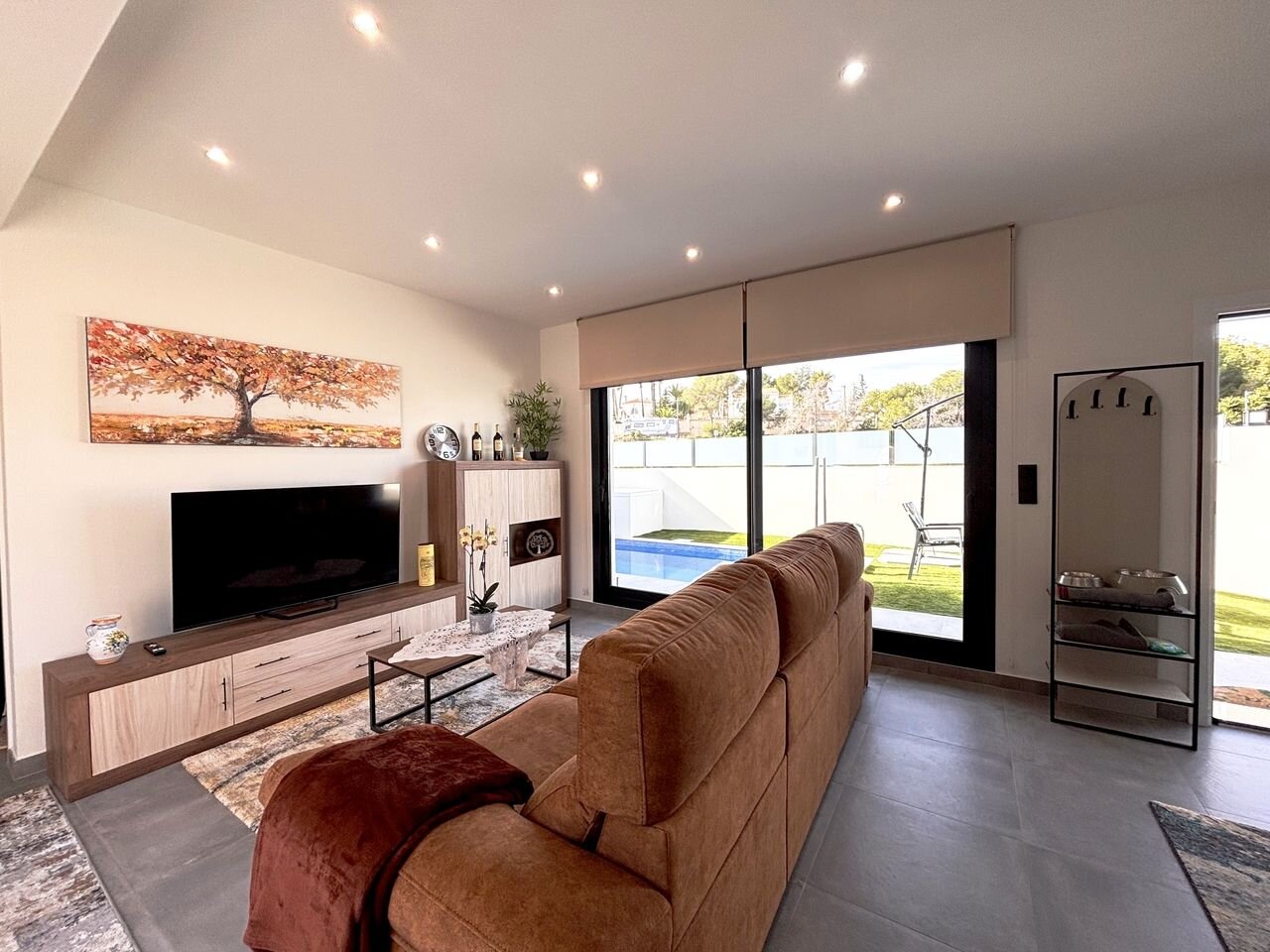 2-Bedroom Villa in Villamartin, Orihuela Costa - Image 14