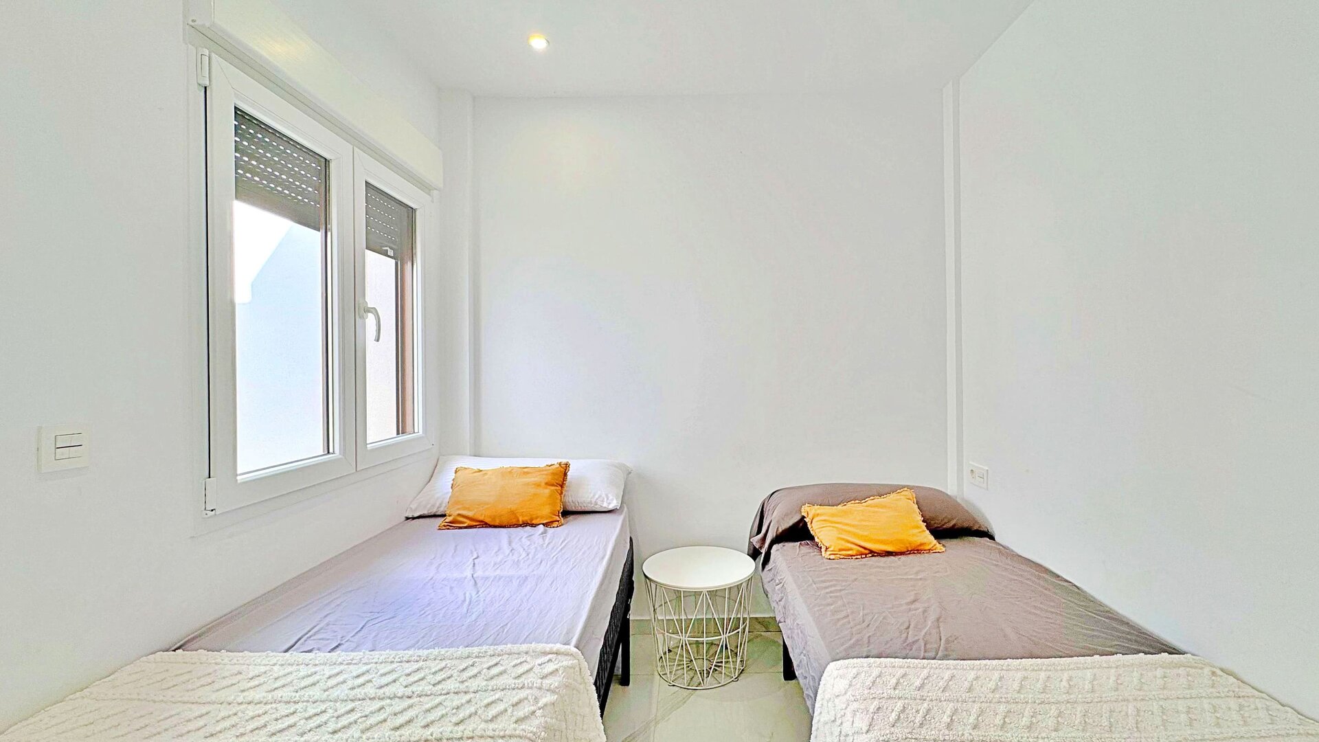 3-Bedroom House in La Siesta, Torrevieja - Image 19