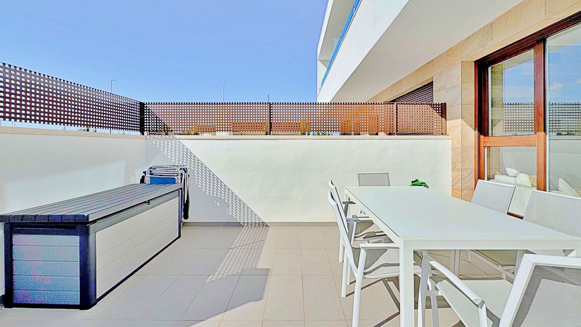 3-Bedroom House in La Siesta, Torrevieja - Image 4