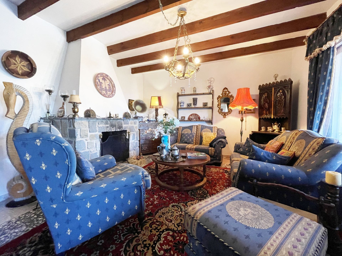 5-Bedroom Detached House in  Calpe | Sunny Casas - Costa ... - Image 18