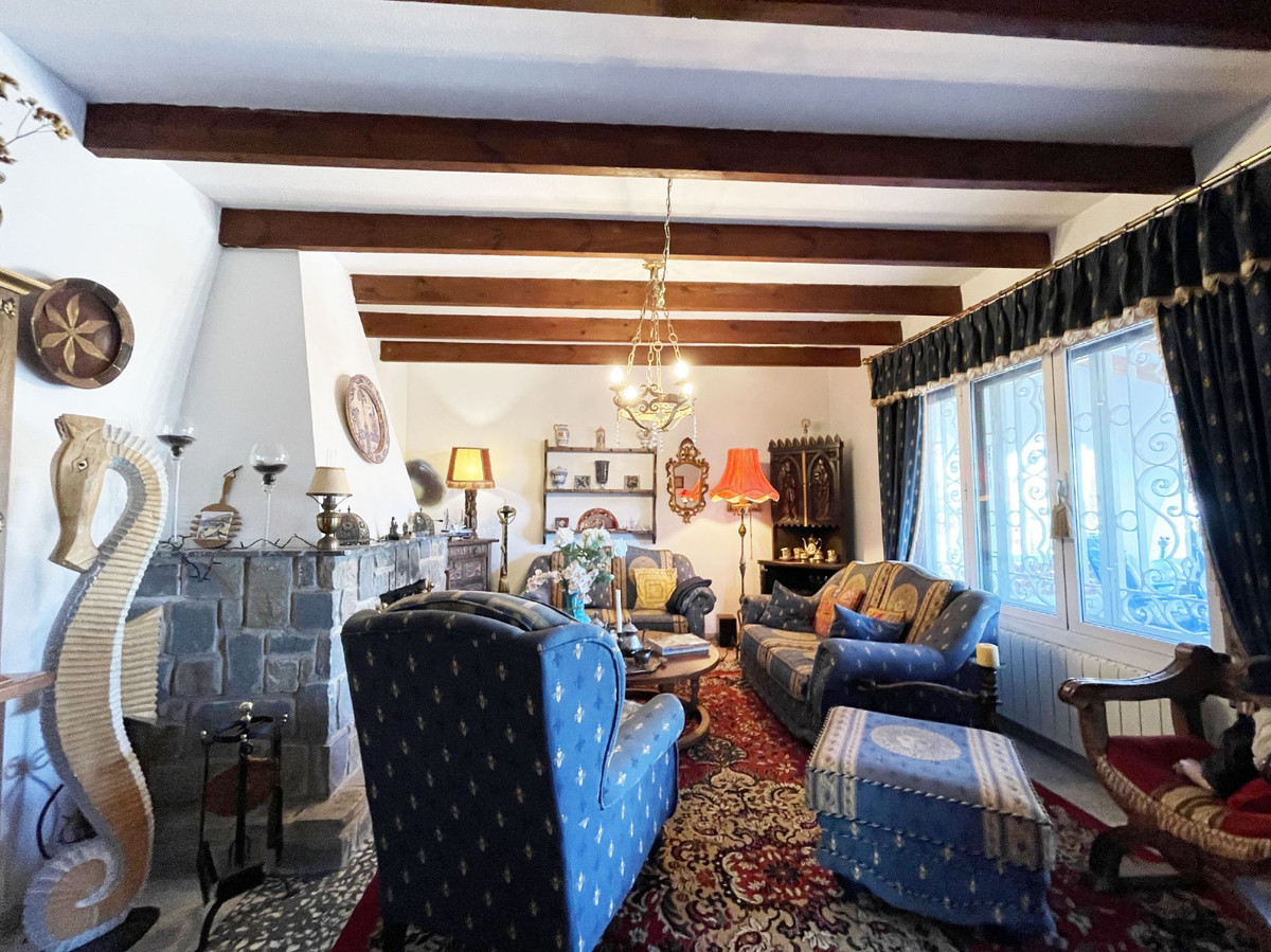 5-Bedroom Detached House in  Calpe | Sunny Casas - Costa ... - Image 20