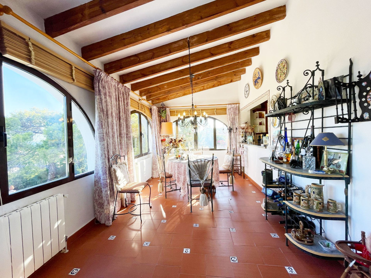 5-Bedroom Detached House in  Calpe | Sunny Casas - Costa ... - Image 6