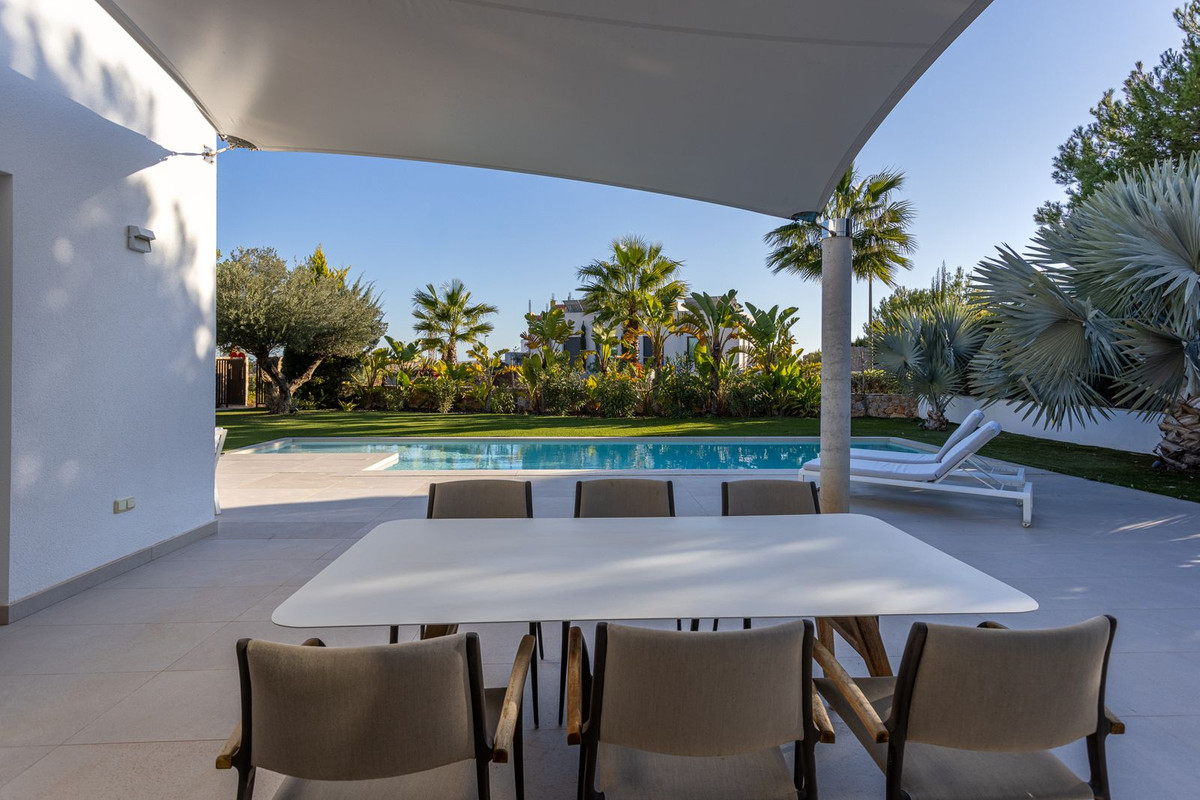 4-Bedroom Detached House in Orihuela | Sunny Casas - Cos... - Image 4