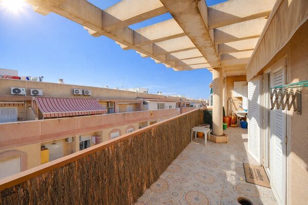 Apartamento de 2 Dormitorios en Centro, Torrevieja