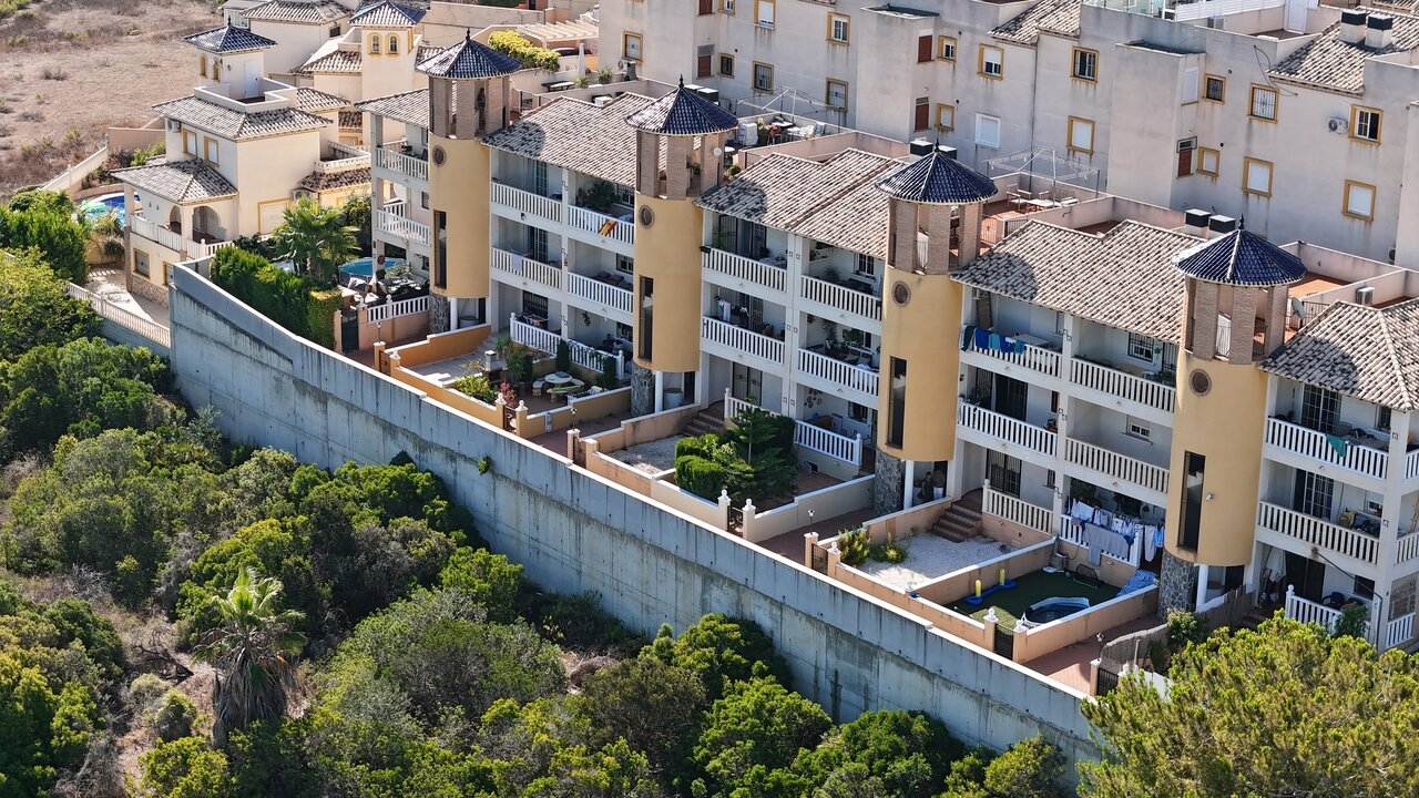 2-Bedroom Apartment in Cabo Roig, Cabo Roig - Image 26