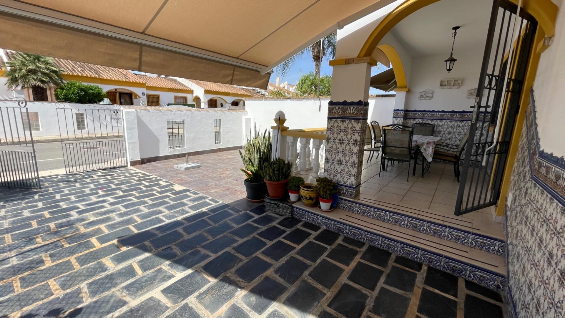 3-Bedroom House in Zona Pueblo, Pilar de la Horadada - Image 3