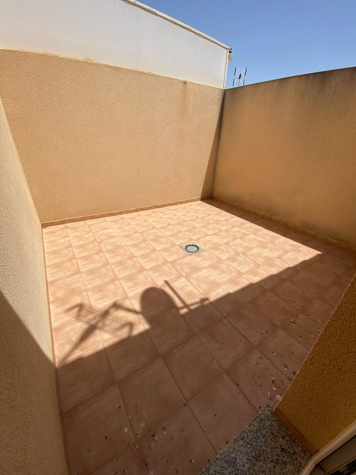 3-Bedroom Townhouse in Roldan | Sunny Casas - Costa Blan... - Image 16