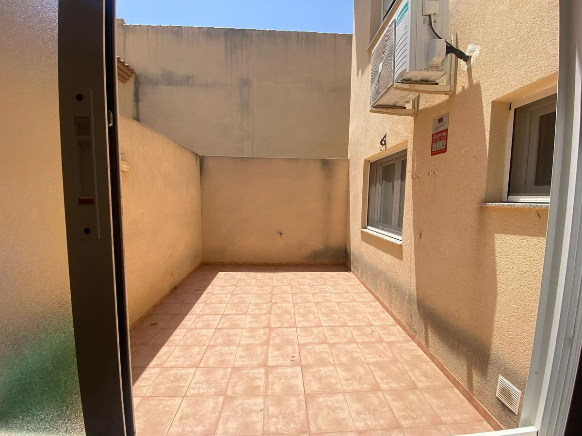 3-Bedroom Townhouse in Roldan | Sunny Casas - Costa Blan... - Image 18