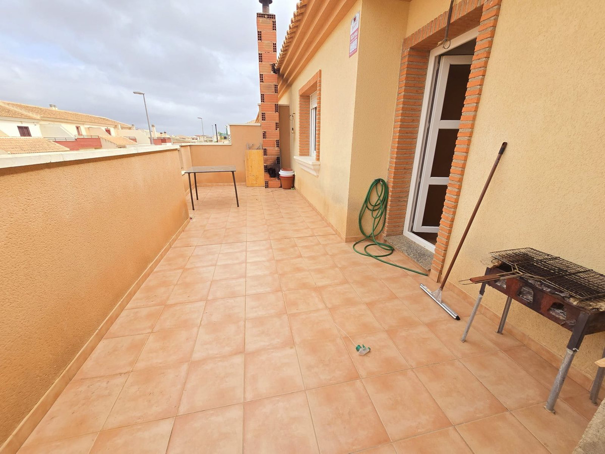 3-Bedroom Townhouse in Roldan | Sunny Casas - Costa Blan... - Image 19