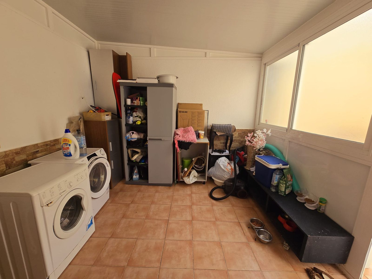 3-Bedroom Townhouse in Roldan | Sunny Casas - Costa Blan... - Image 23