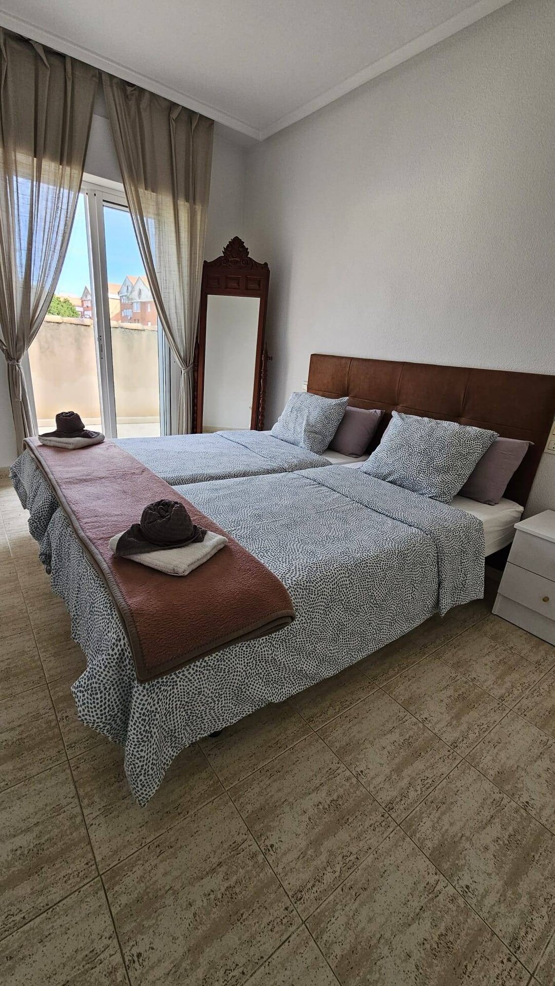 3-Bedroom Penthouse in Acequion, Torrevieja - Image 11
