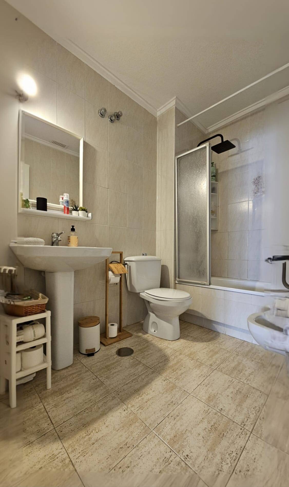 3-Bedroom Penthouse in Acequion, Torrevieja - Image 2