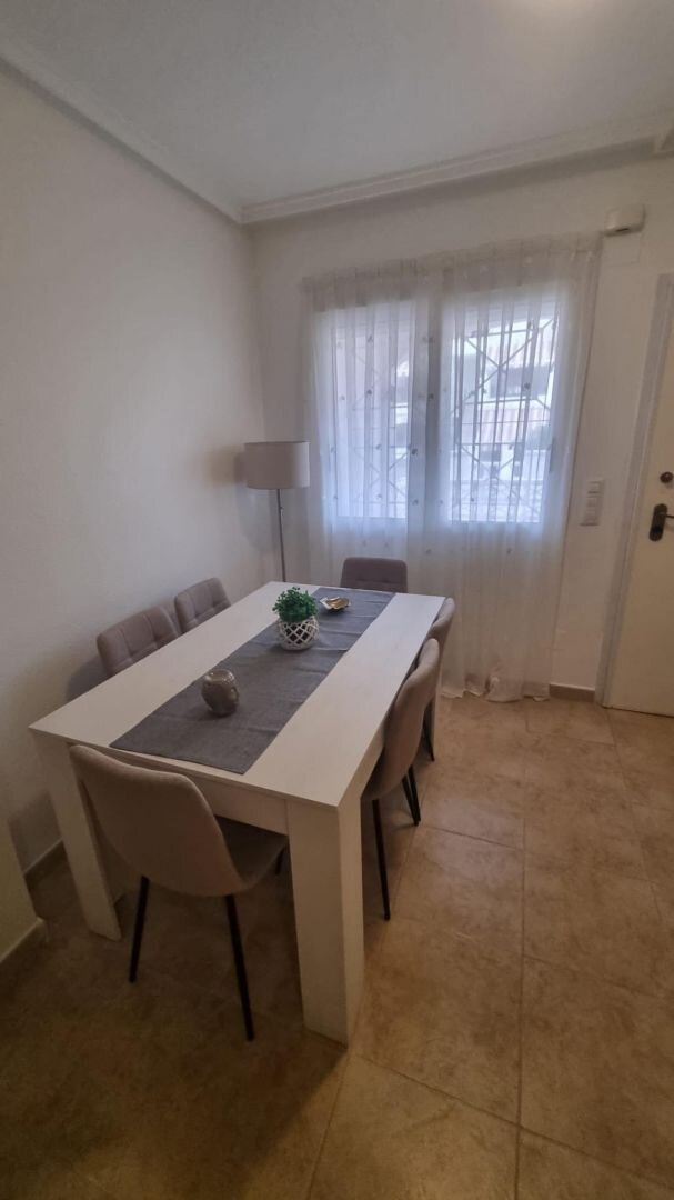 Bungalow met 2 Slaapkamers in Torreblanca, Torrevieja - Image 10