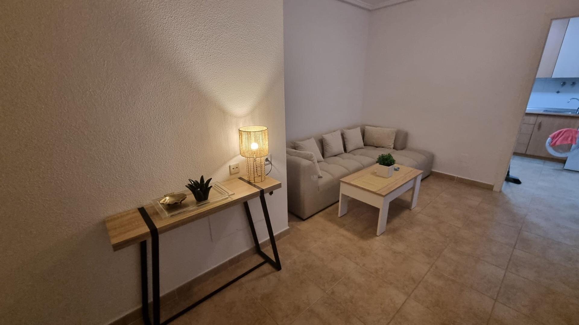 Bungalow met 2 Slaapkamers in Torreblanca, Torrevieja - Image 11