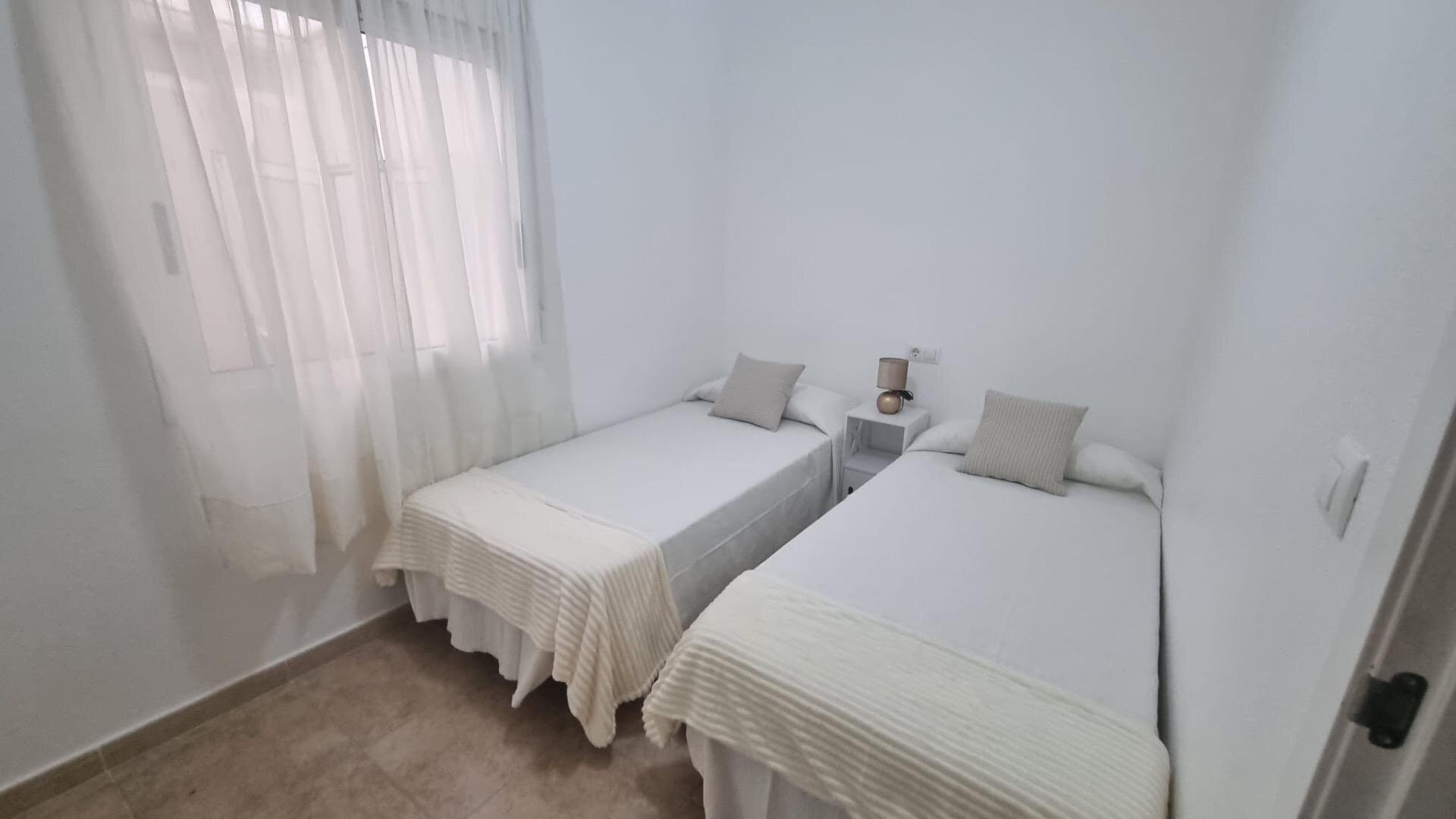 Bungalow met 2 Slaapkamers in Torreblanca, Torrevieja - Image 7