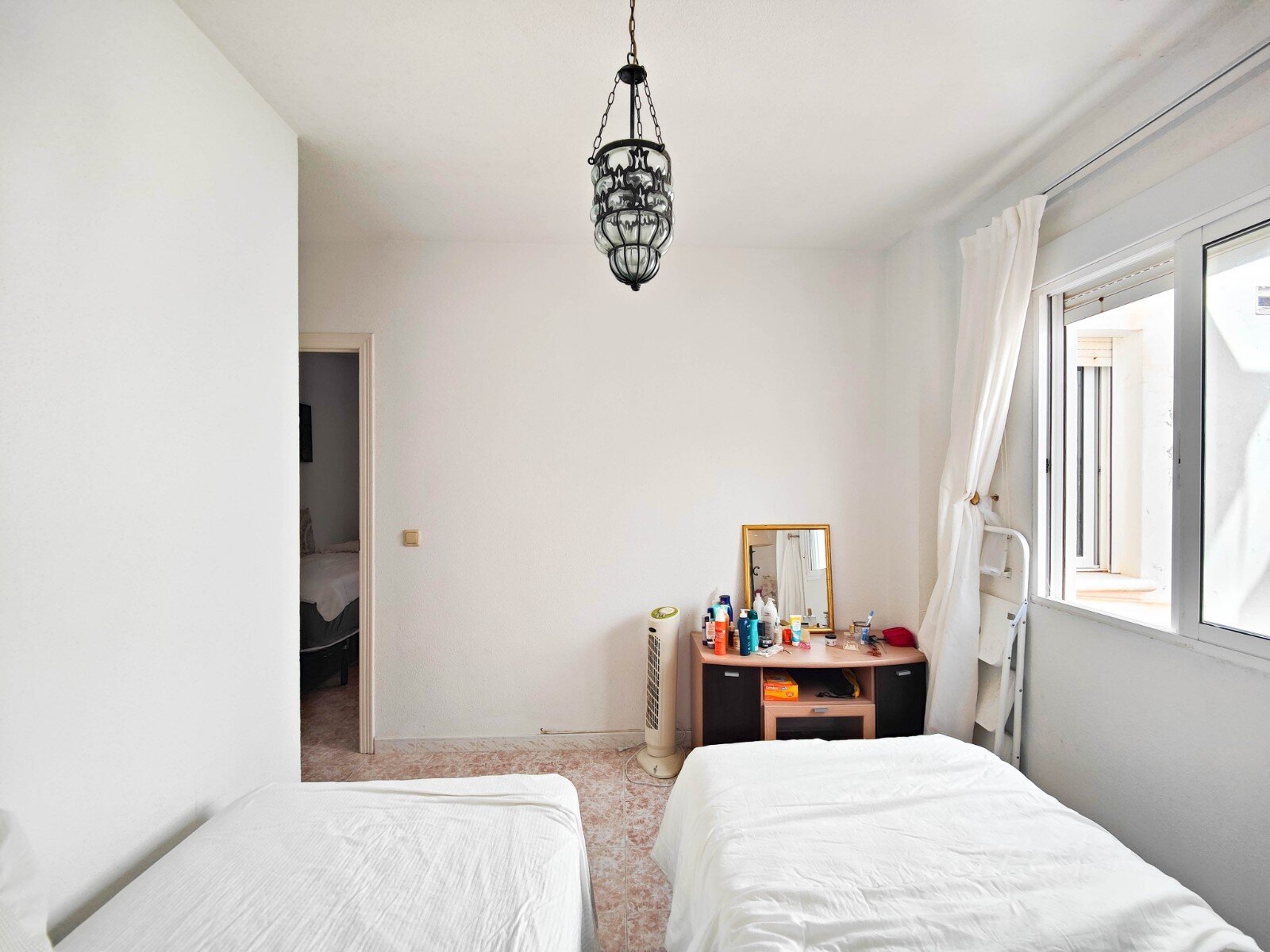 1-Bedroom Penthouse in La Siesta, Torrevieja - Image 16